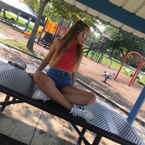 Meet your Posher, Haley